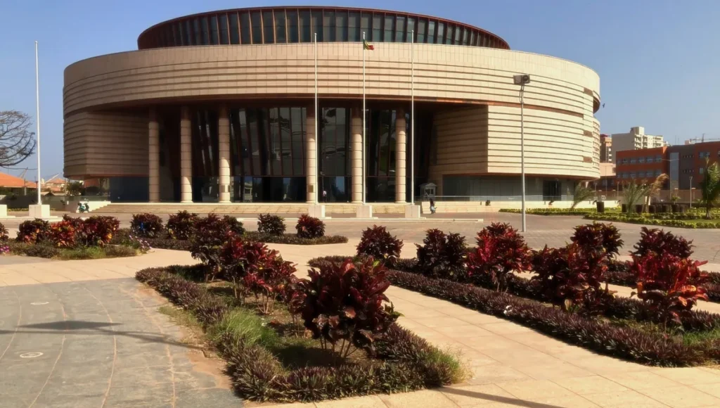 musée des civilisations noires Dakar
